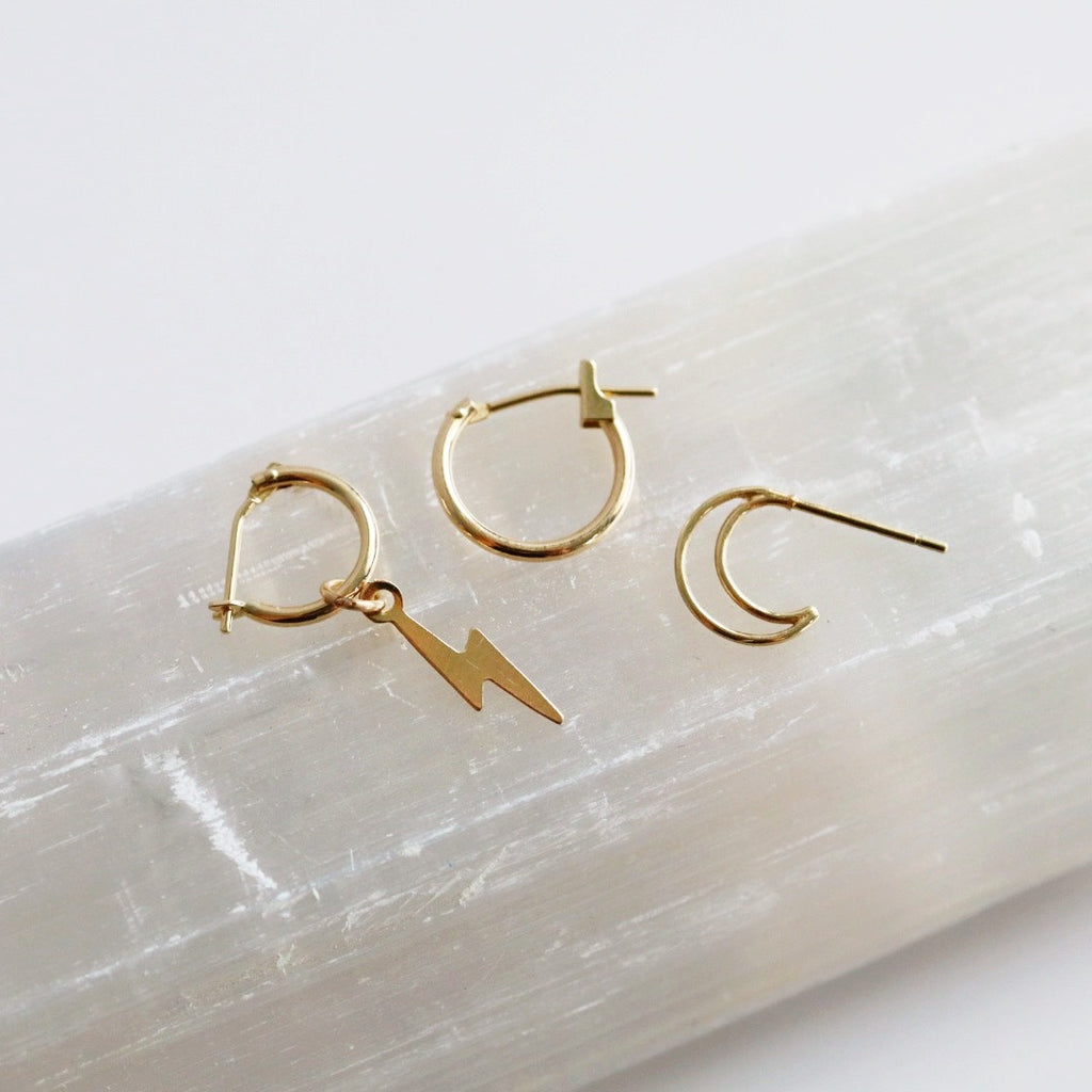 Lightning Bolt Charm Hoop Earring in 14 Karat Yellow Gold / SINGLE EARRING / Ready to Ship