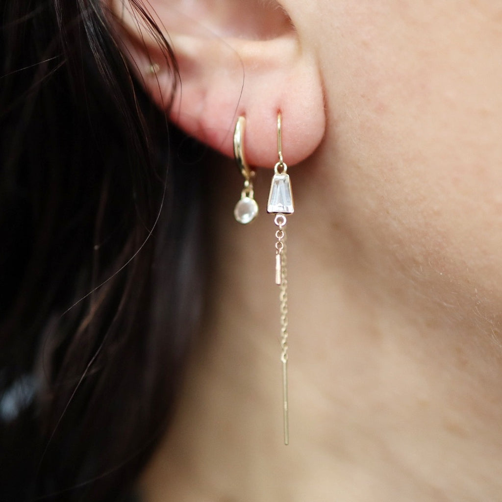 White Topaz  and Mini Bar Threader Earring in 14 karat Yellow Gold / SINGLE EARRING / READY TO SHIP