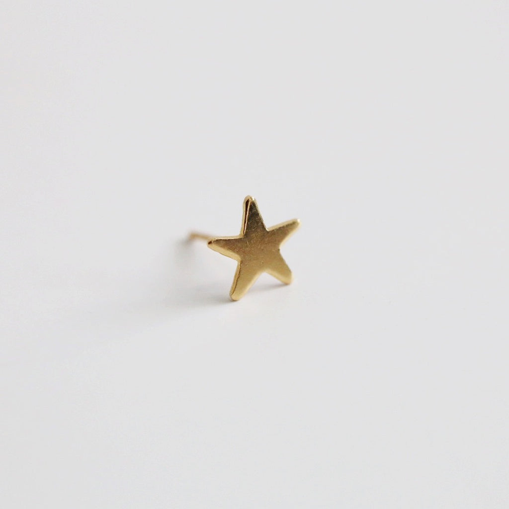 14 Karat Gold Star Stud Earring / SINGLE EARRING / Ready to Ship