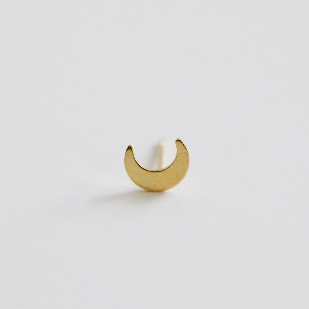 Gold moon stud earring