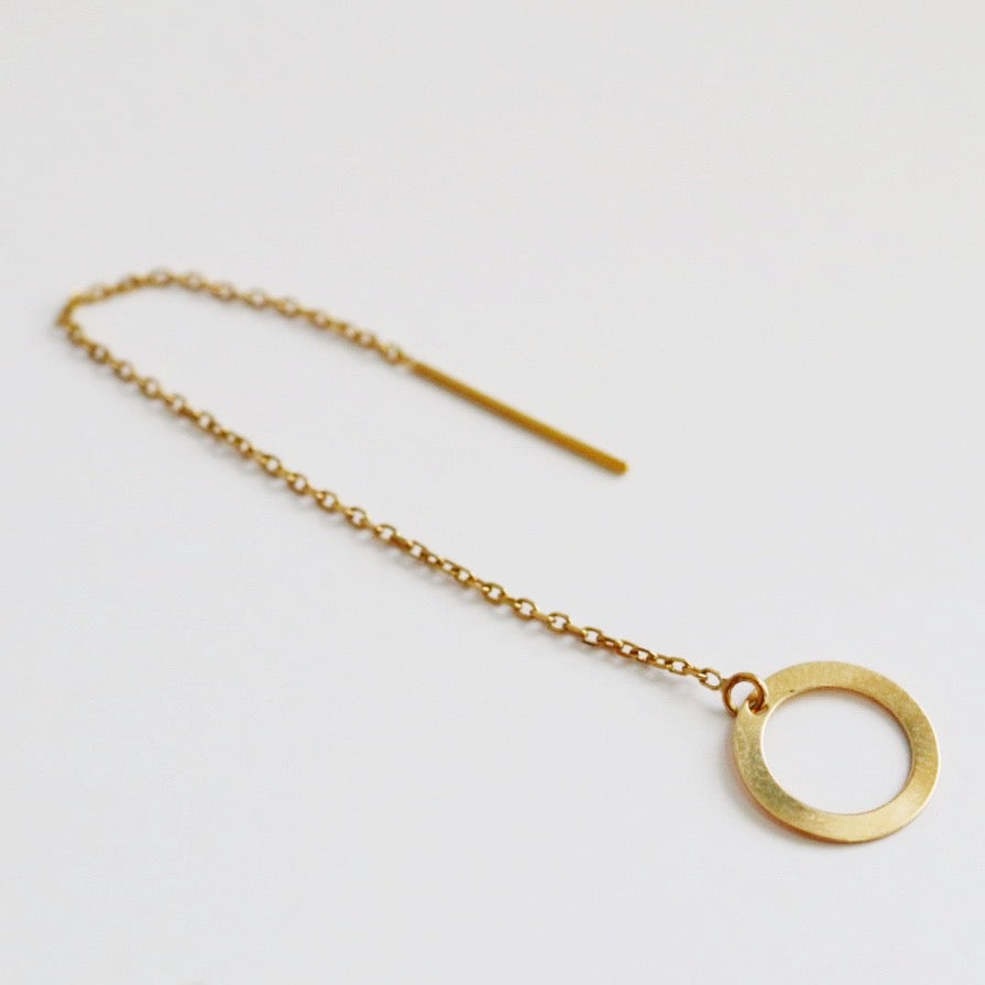 Single earring / circle threader earring in 14k yellow gold