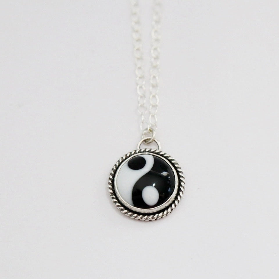 Peace sign necklace in sterling silver