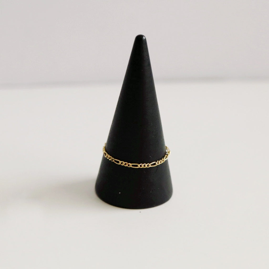 Figaro chain ring in  14 Karat Yellow Gold / Ready to Ship size 8.5 (can be made smaller)