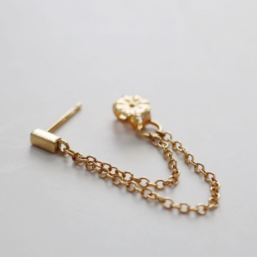 Double chain drop earring in 14 karat yellow gold